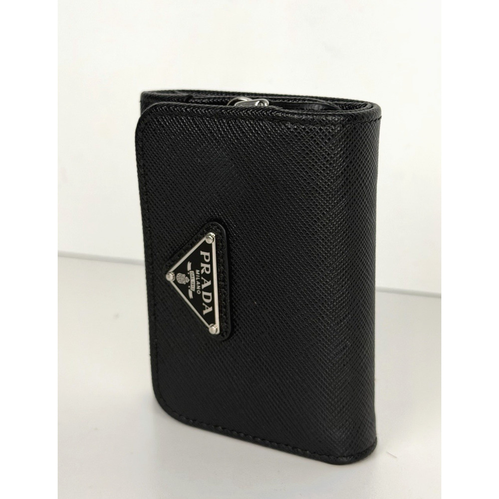 Prada Wallet in Black Saffiano Calfskin Leather Small Trifold with Enameled Logo